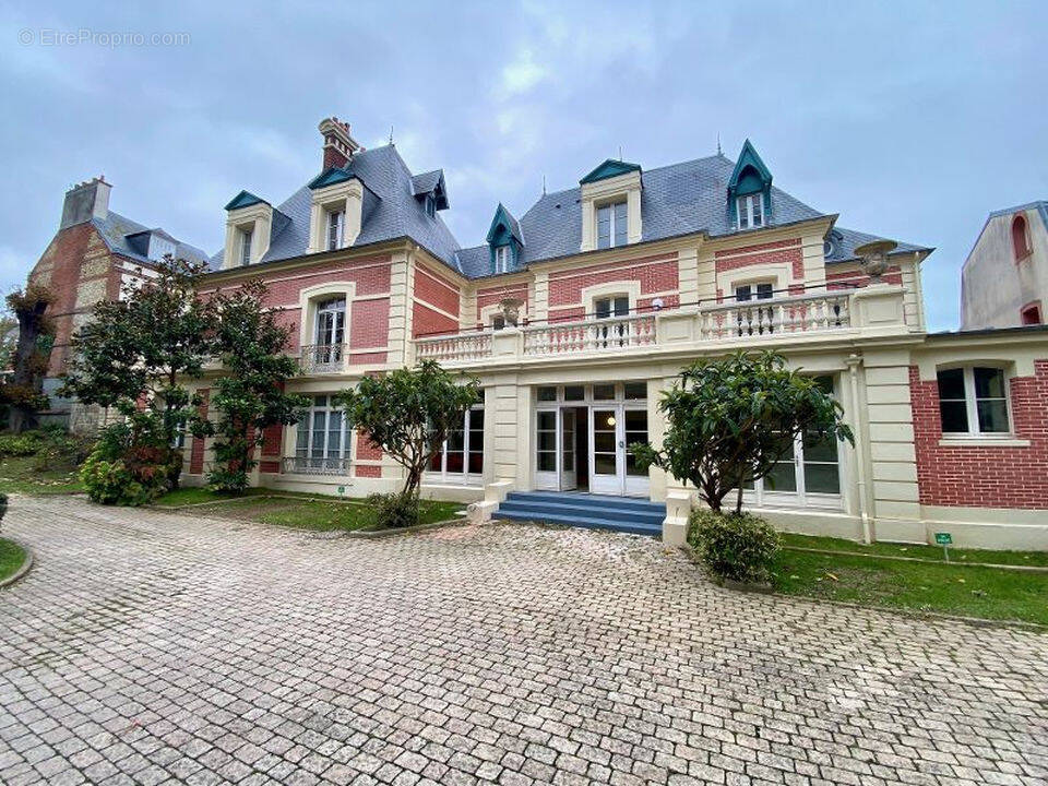 Appartement à TROUVILLE-SUR-MER