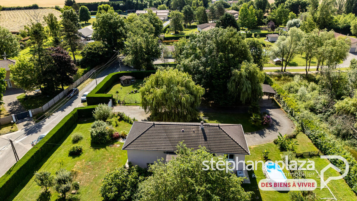 Maison à AMBERIEUX-EN-DOMBES