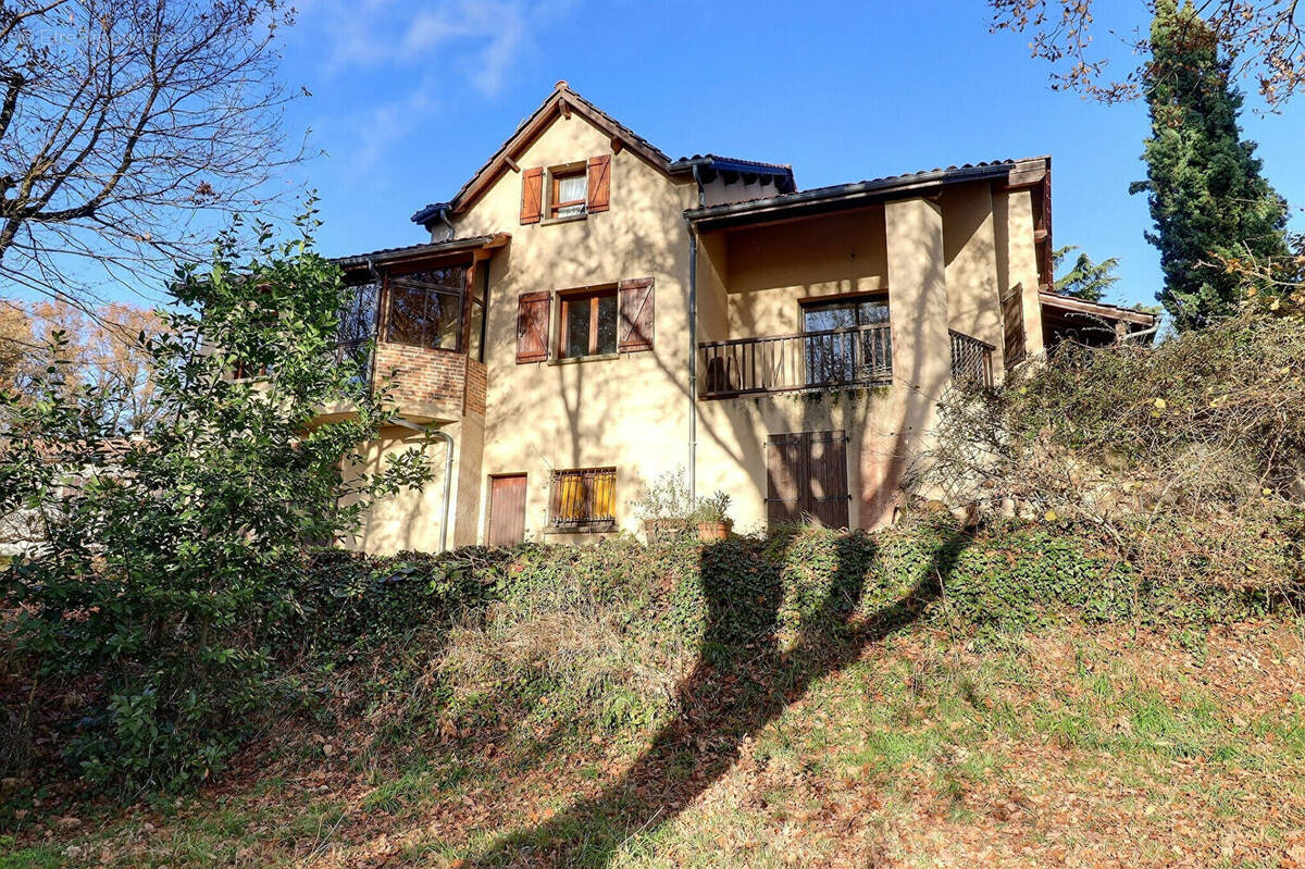 Maison à FIGEAC