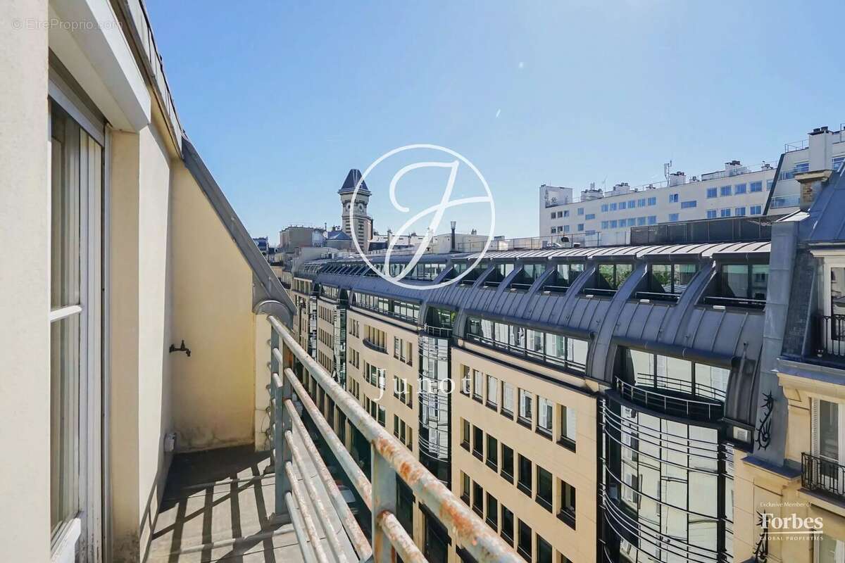 Appartement à PARIS-7E