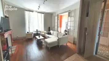 Maison en coeur de ville de 287m2 avec jardin privatif de 300m2 - photo 7