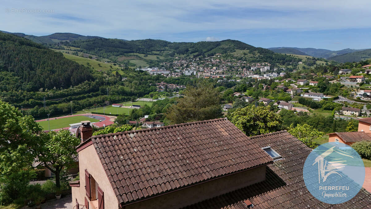 Maison à PONTCHARRA-SUR-TURDINE