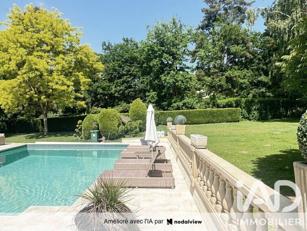 Photo 1 - Maison à MONTFORT-L'AMAURY