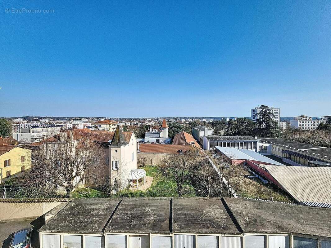 Photo 2 - Appartement à VILLEFRANCHE-SUR-SAONE