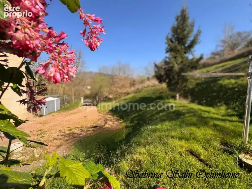 Maison de caractère atypique – 7 pièces avec Terrain  Quincié-en-Beaujolais 69430 - photo 18