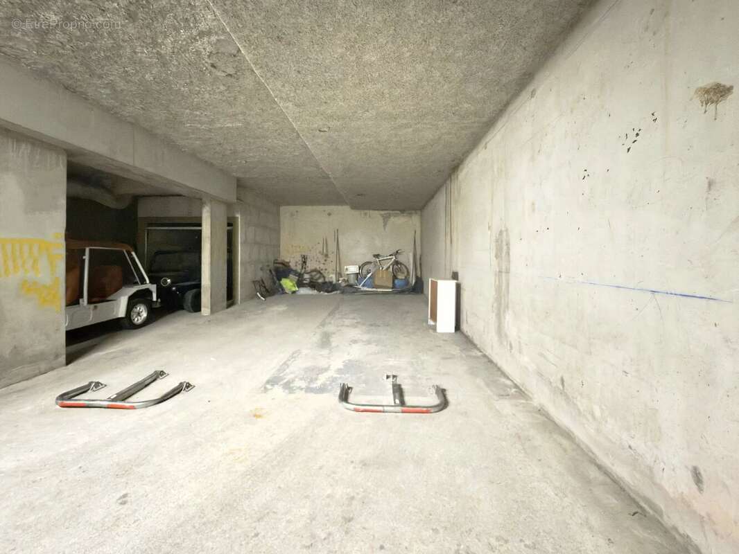 Appartement à COGOLIN