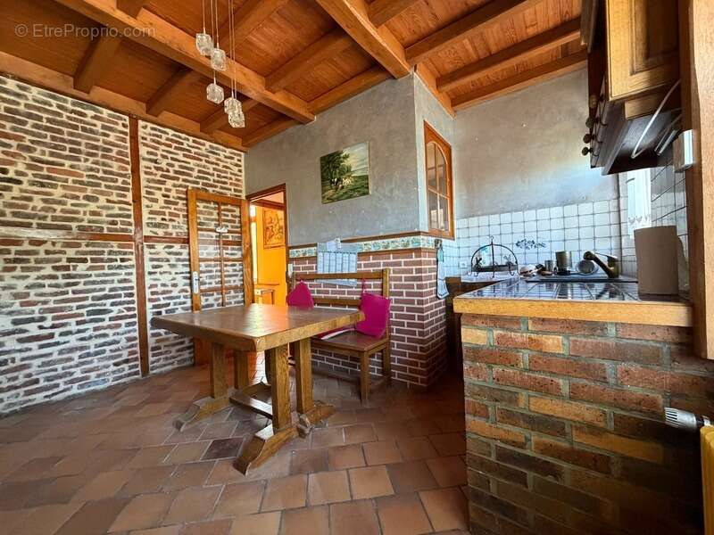 Urgent ! maison 200 m², 5 grd chambres, terrain 1600m² sans vis a vis - photo 6