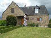 Maison à SAINT-HILAIRE-DU-HARCOUET