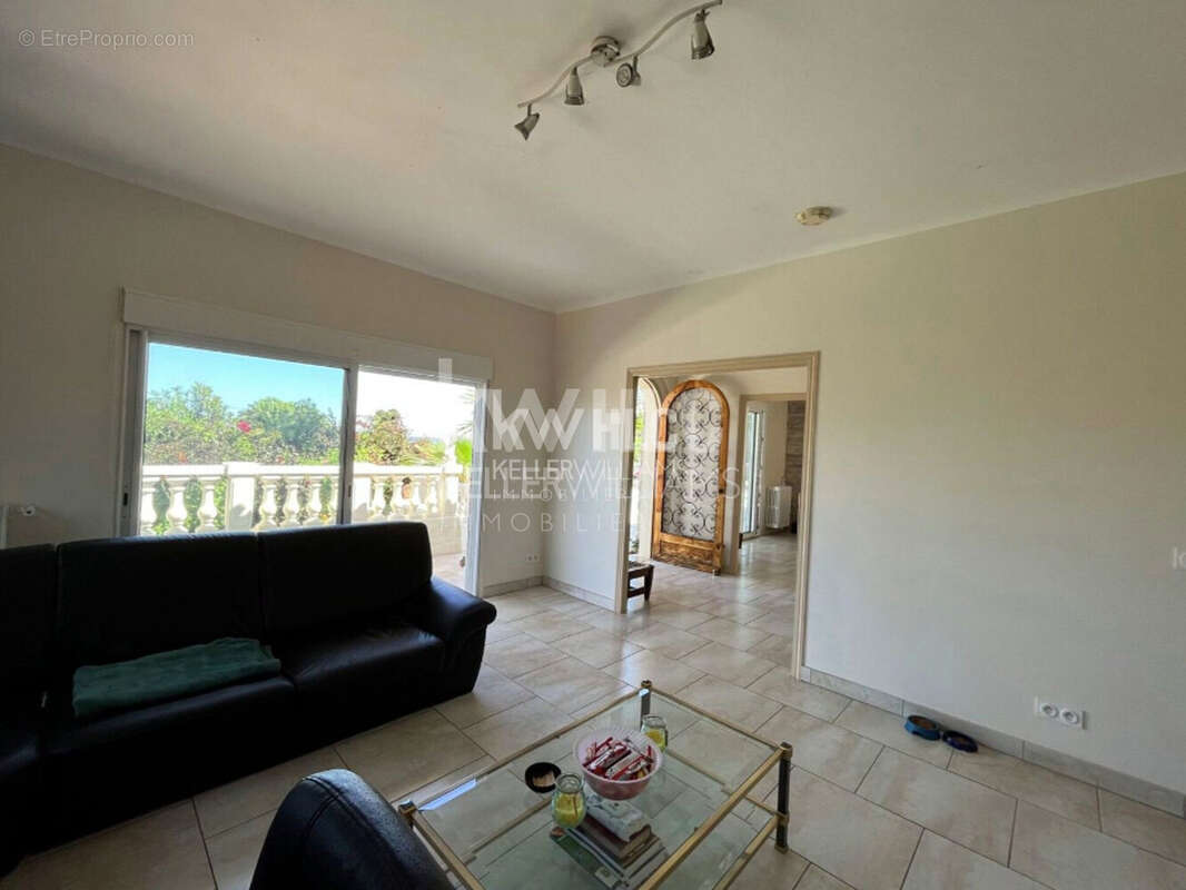 Maison 224 m² à Vallauris  - photo 7