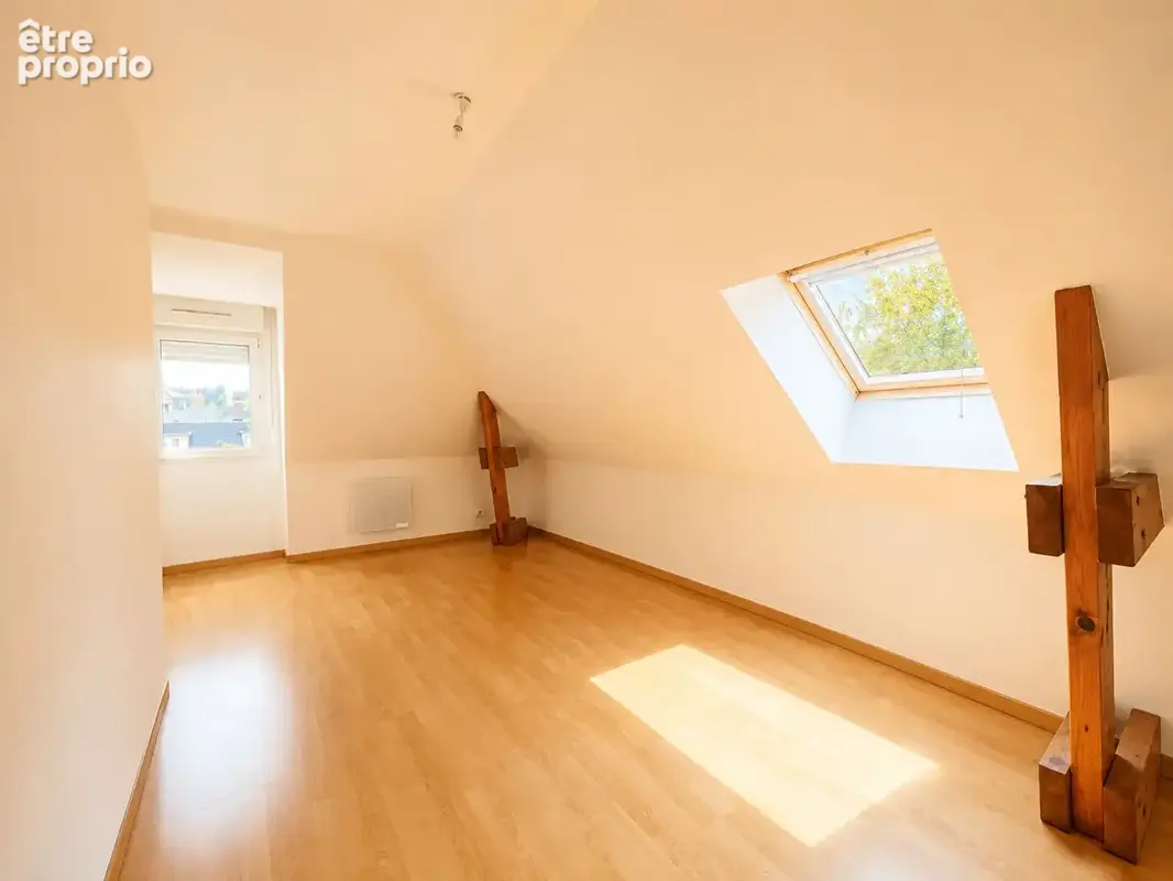 T3 Duplex 67 m² Balcon, garage, cave Résidence sécurisée - photo 2
