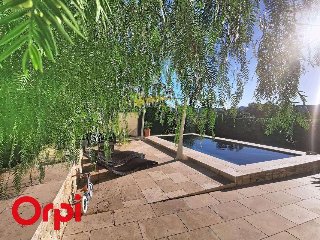 Maison à LA CADIERE-D&#039;AZUR