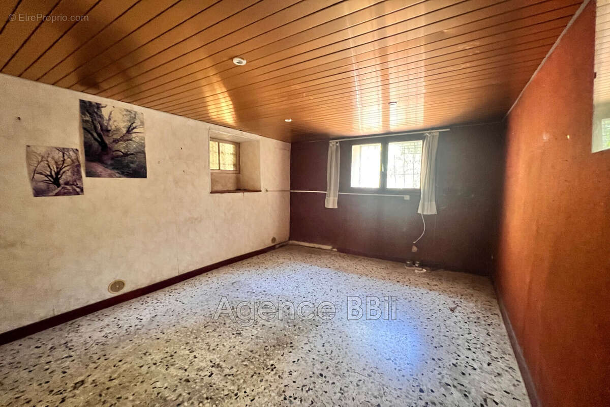 Maison 140 m² à Nice  - photo 6