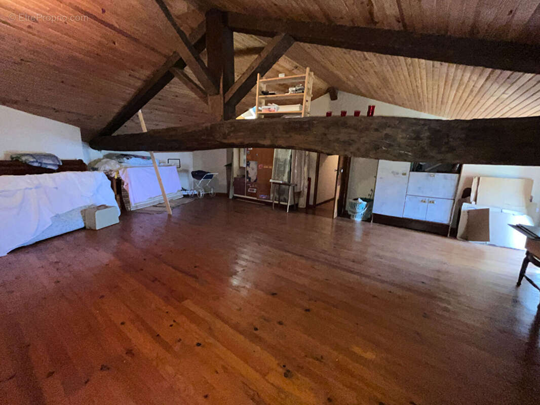 Maison à CHADELEUF