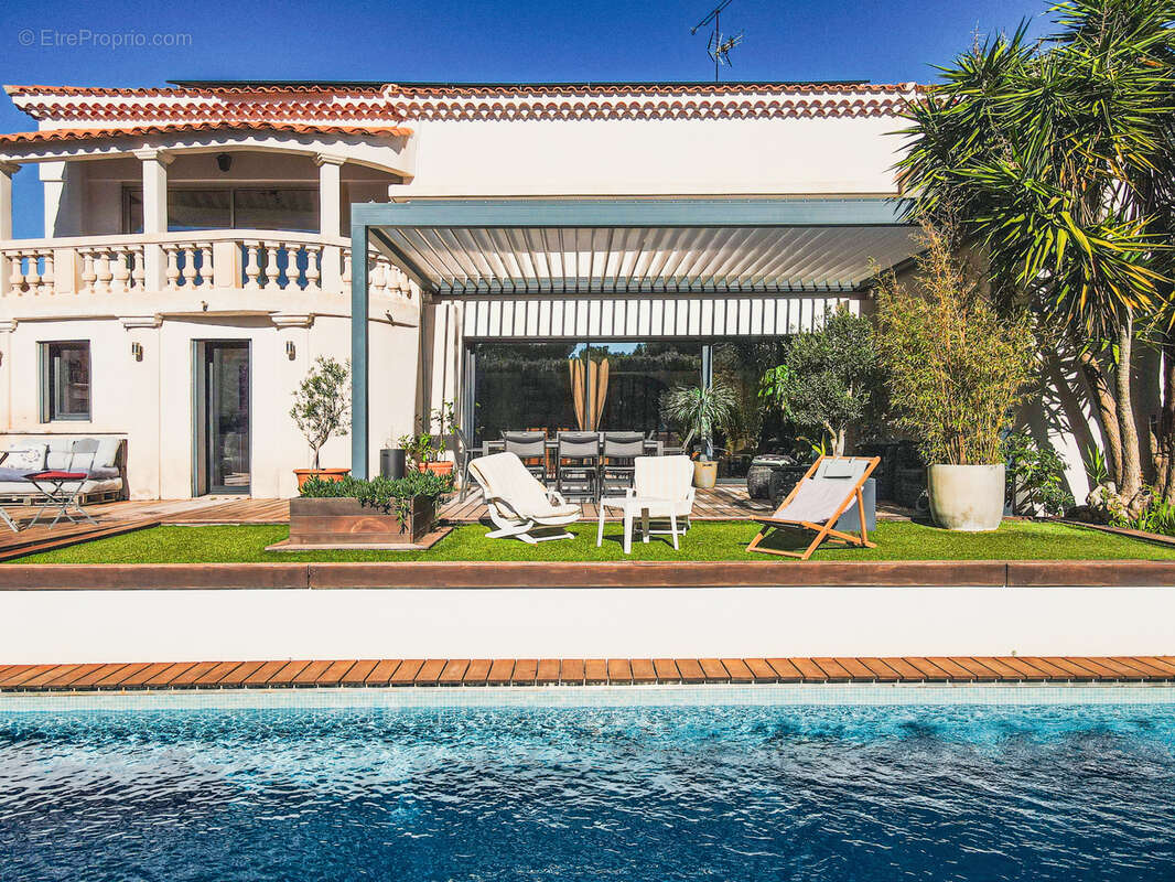 Maison à CARRY-LE-ROUET