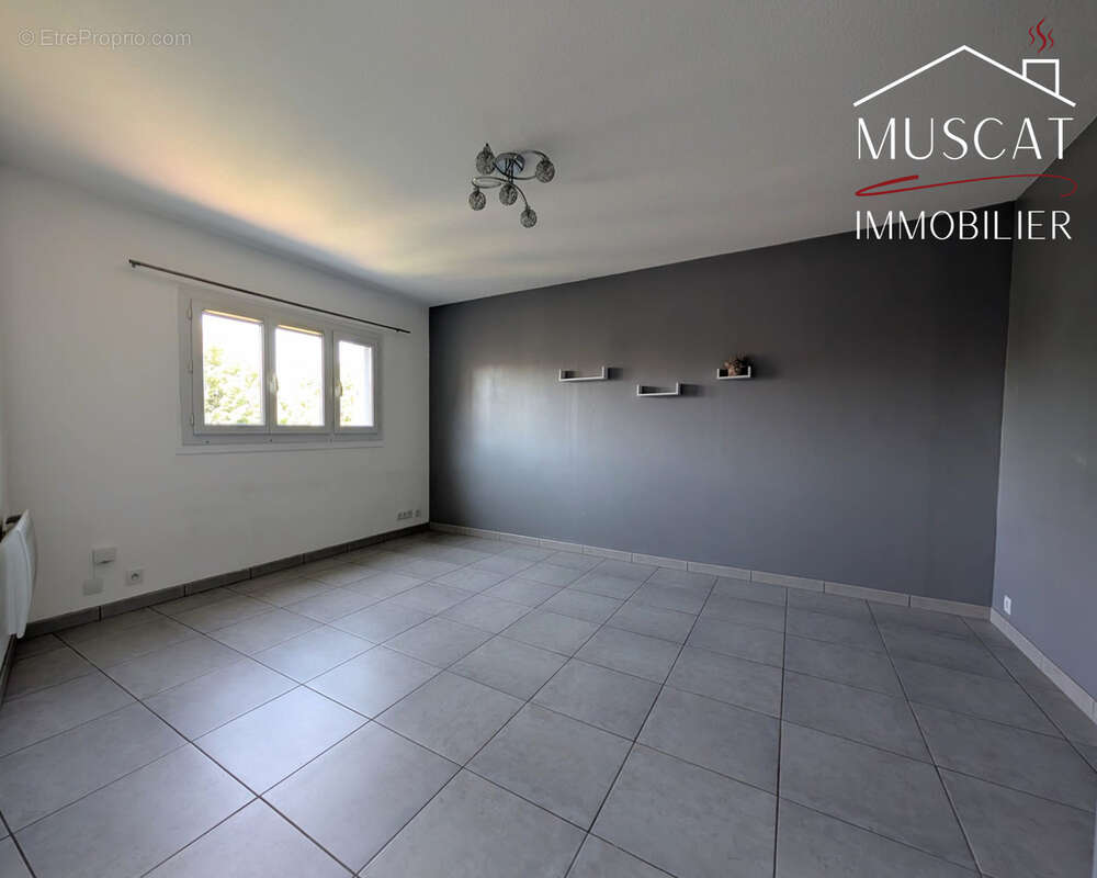 Appartement à VILLEFONTAINE