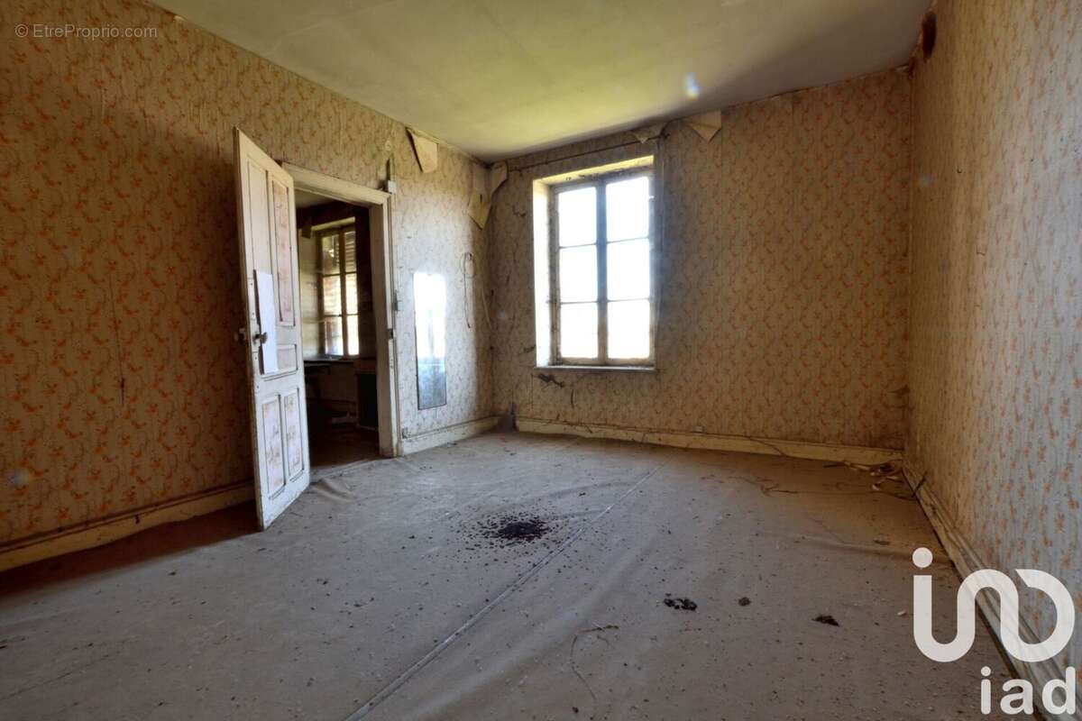 Photo 4 - Maison à PORT-SUR-SEILLE