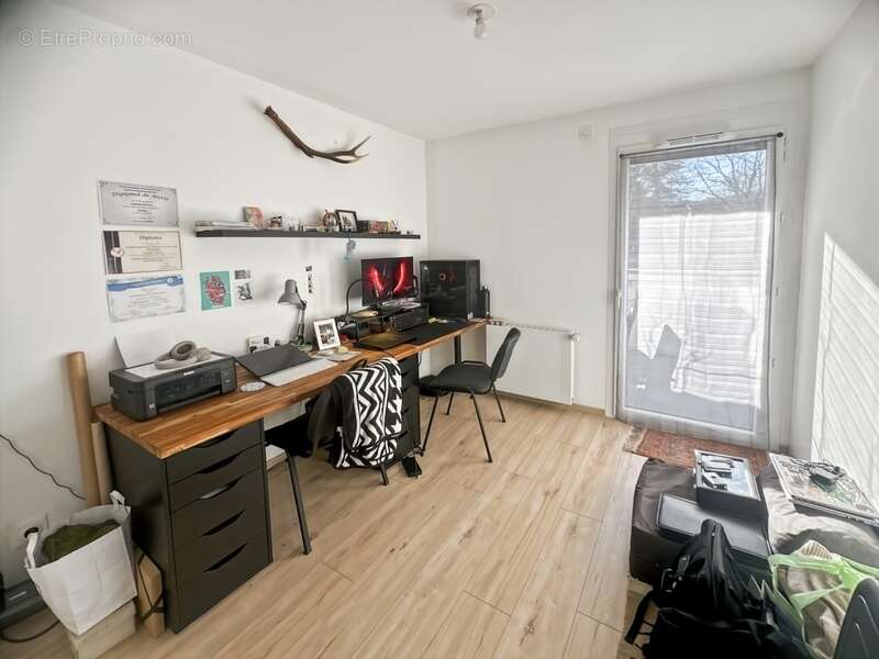 Appartement à POISY