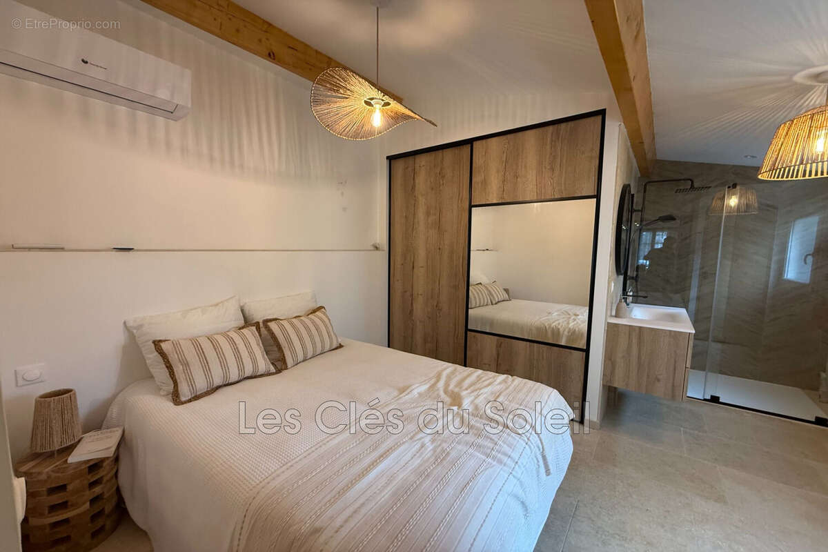 Appartement à HYERES