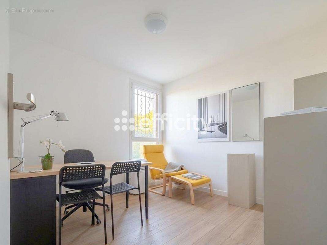 Locaux/Biens immobiliers - photo 4