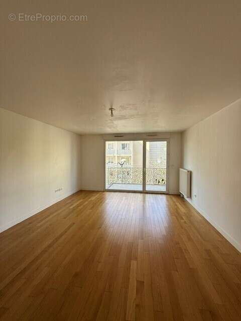 Bel appartement - 3 pièces - Immeuble récent - Cergy - photo 2