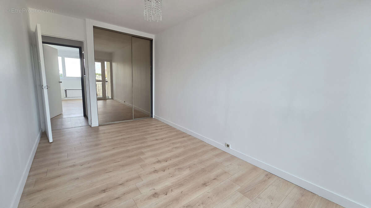 Appartement à LIMEIL-BREVANNES