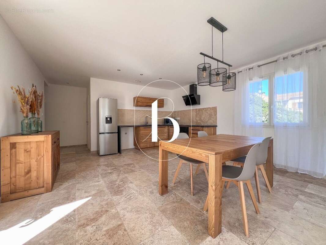 Maison à GOUDARGUES