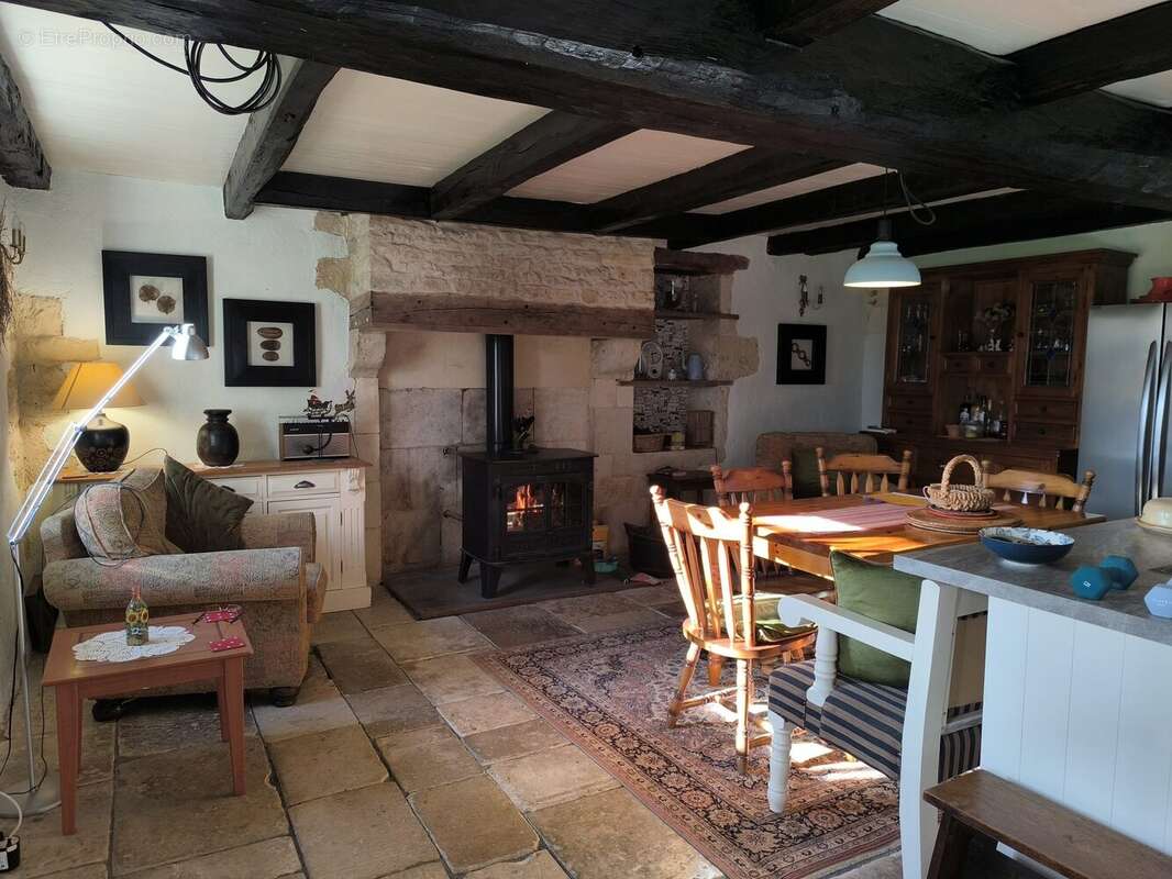 Maison à SAINT-VINCENT-LA-CHATRE