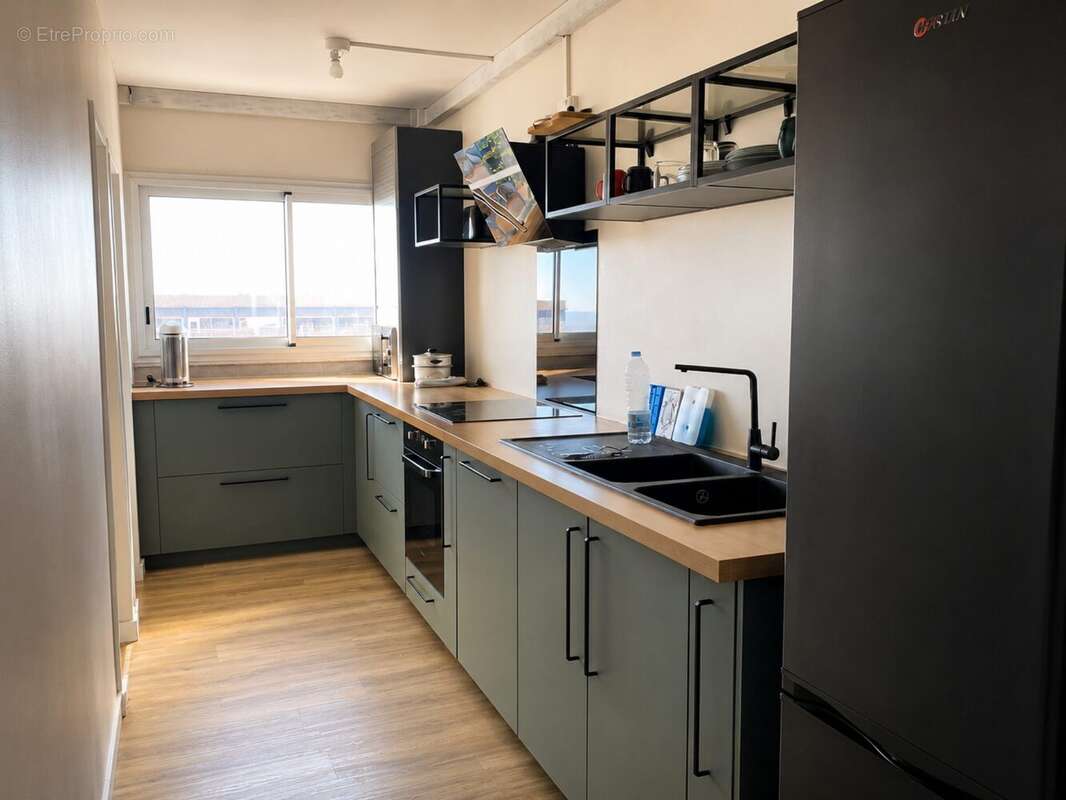 Appartement 76 m² à Saint-Denis  - photo 8