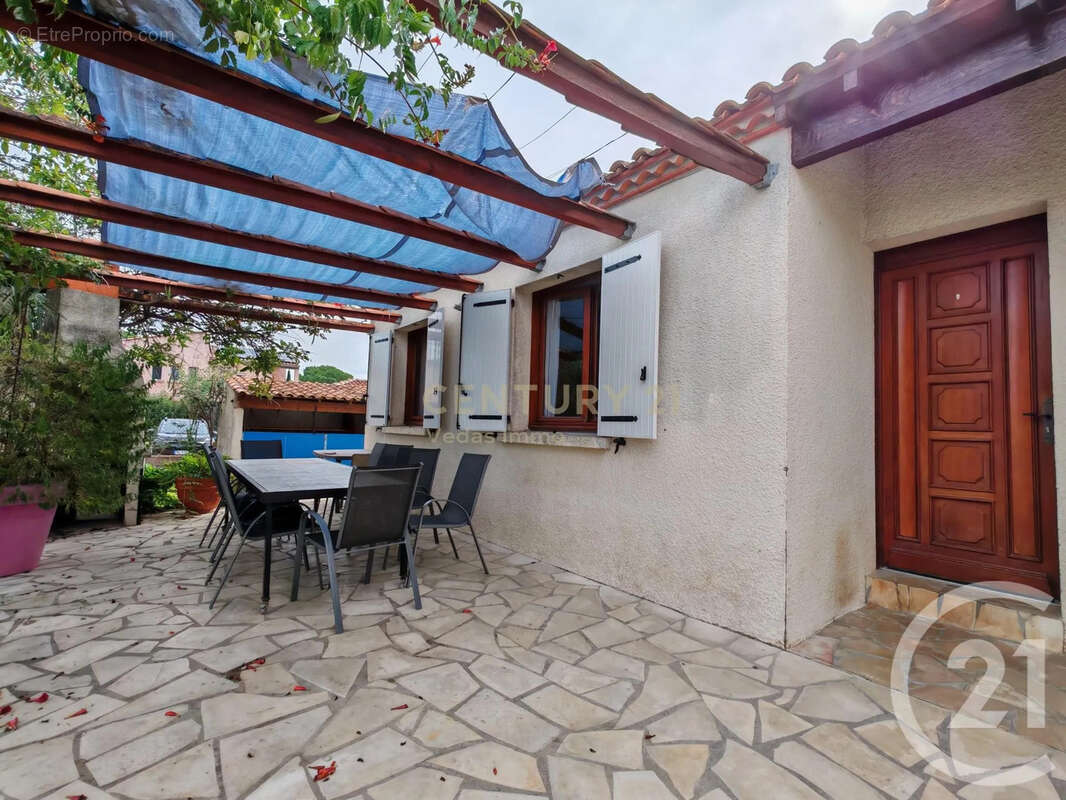 Maison à COURNONTERRAL