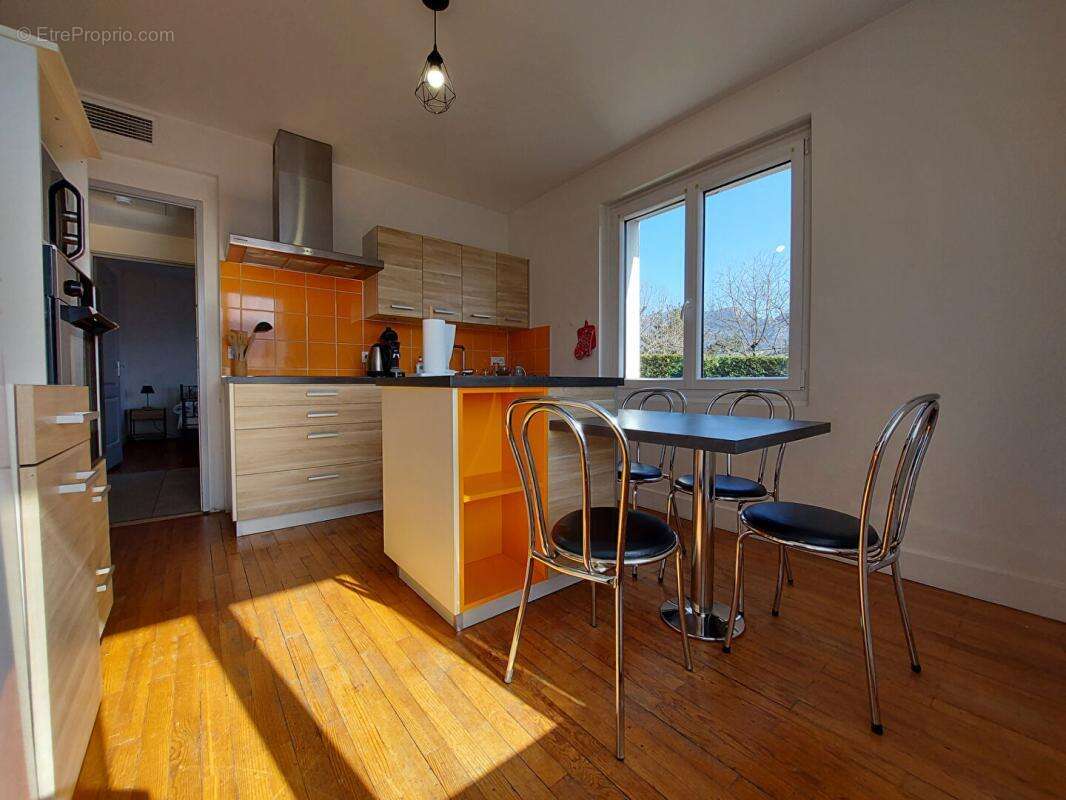 Appartement à SEVRIER