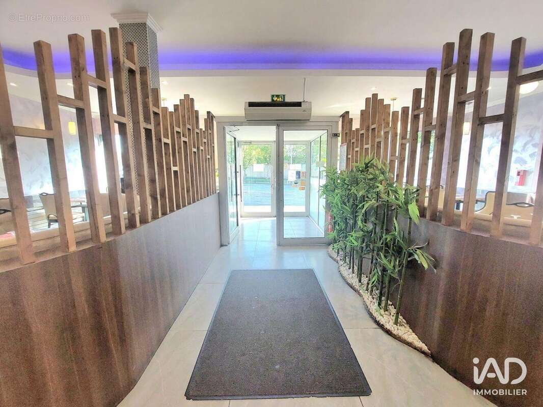 Photo 5 - Commerce à NOGENT-SUR-OISE