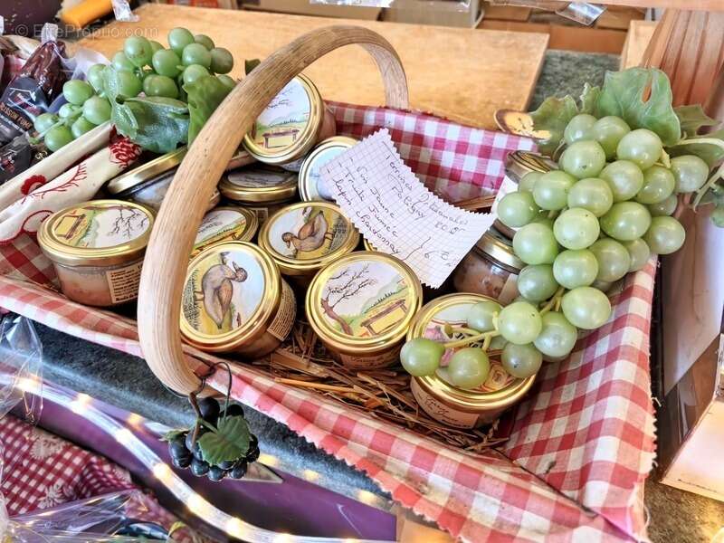 Commerce à ORCHAMPS