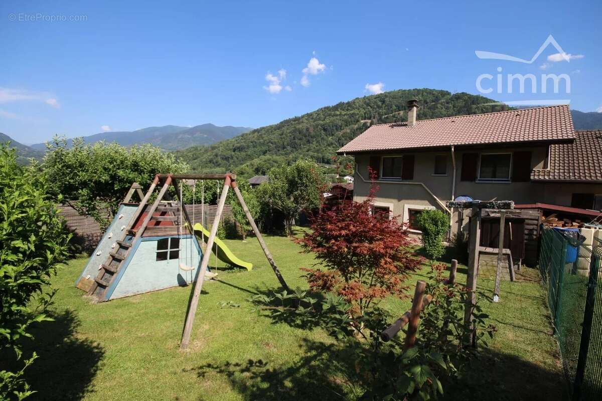 A vendre maison mitoyenne t3/4 102 m2 la rochette 73110 - photo 4