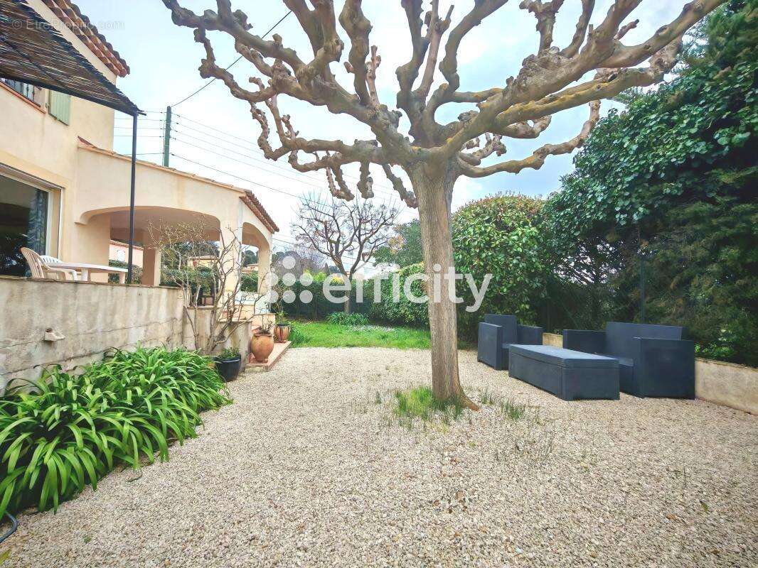 Maison à MARSEILLE-11E