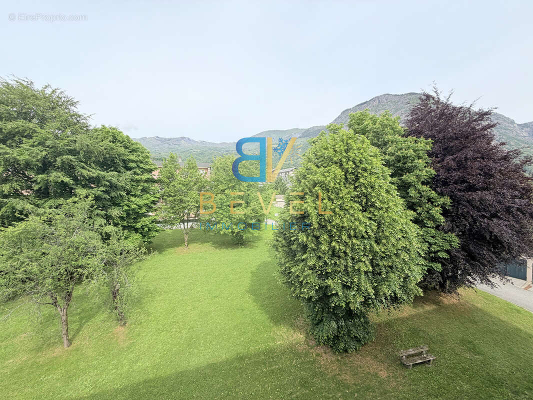 Appartement à SAINT-JEAN-DE-MAURIENNE