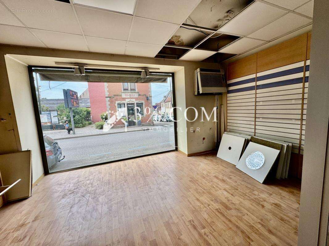 Commerce à HOCHFELDEN