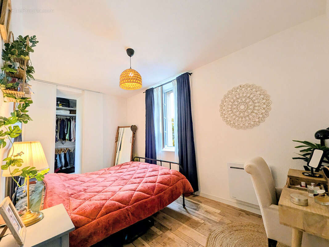 Appartement à OLORON-SAINTE-MARIE