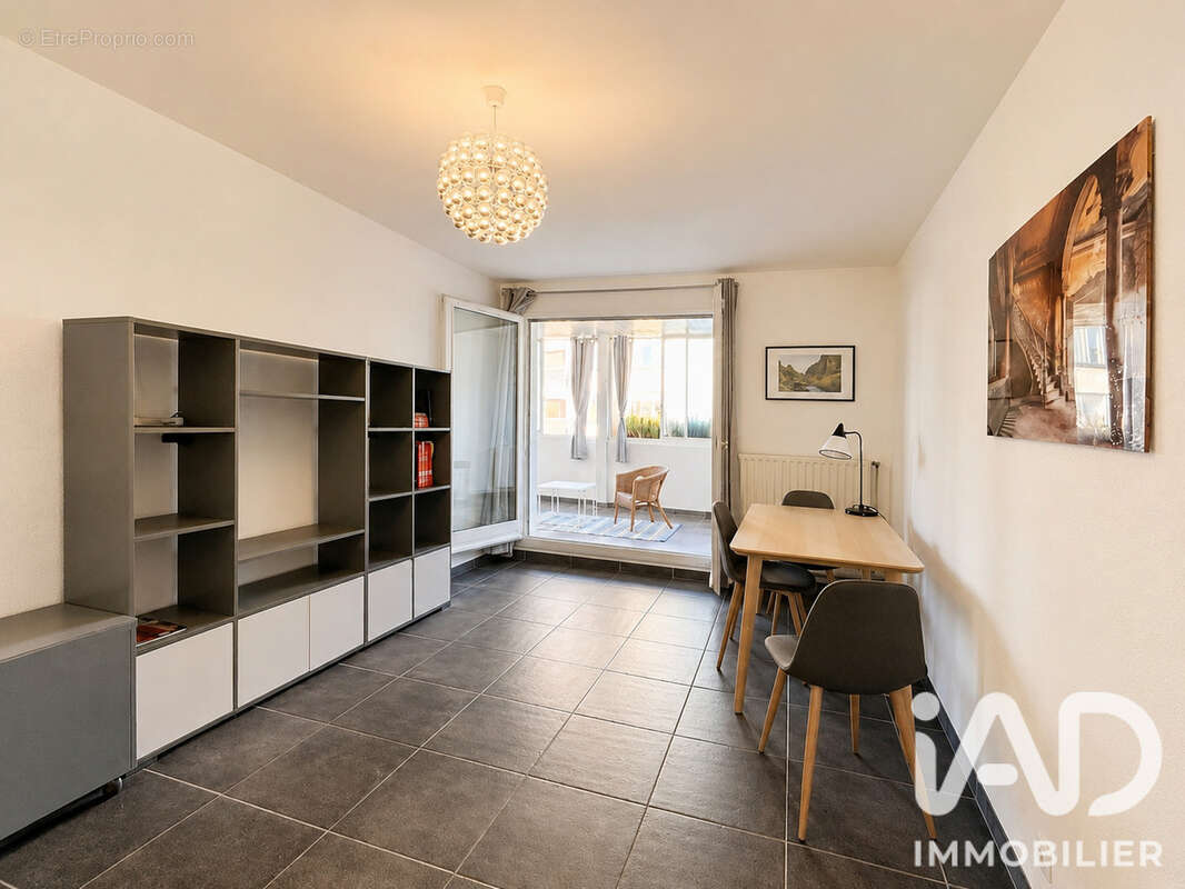 Photo 3 - Appartement à NIMES