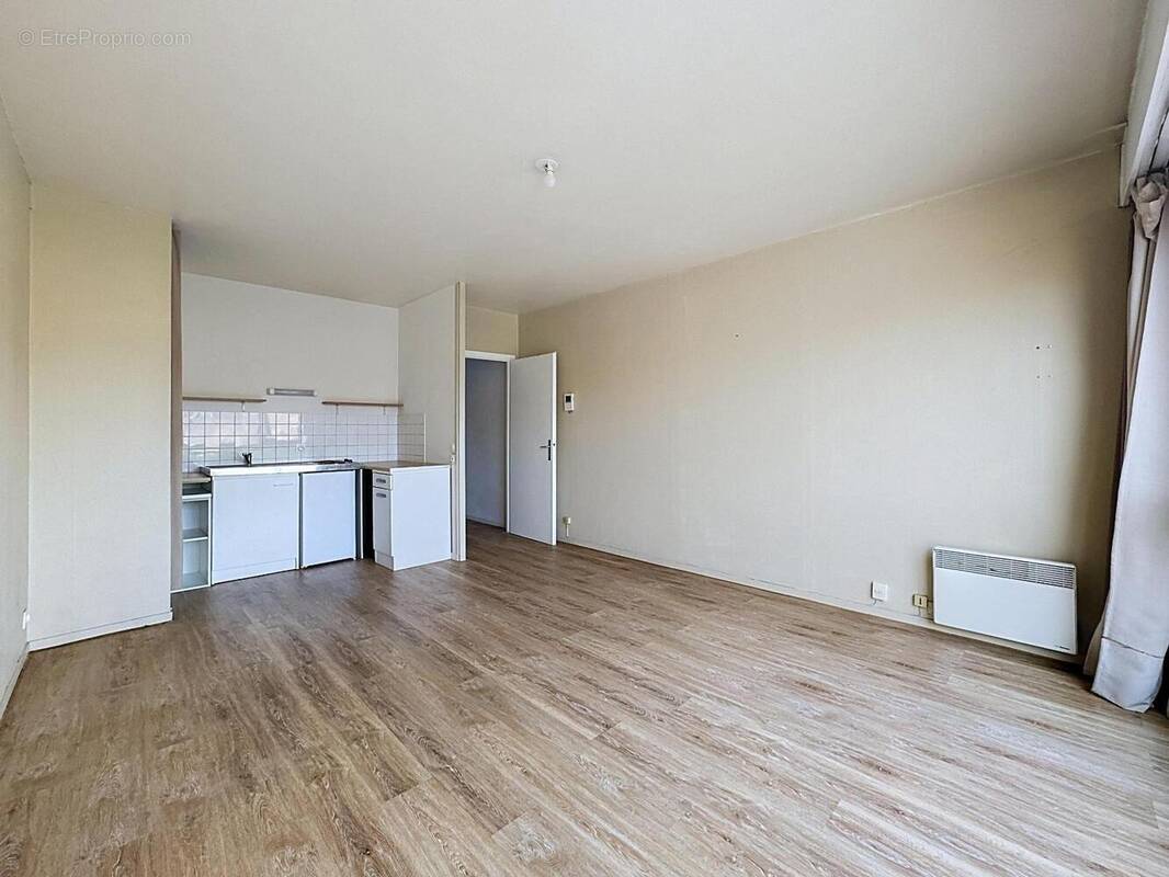   - Appartement à LILLE