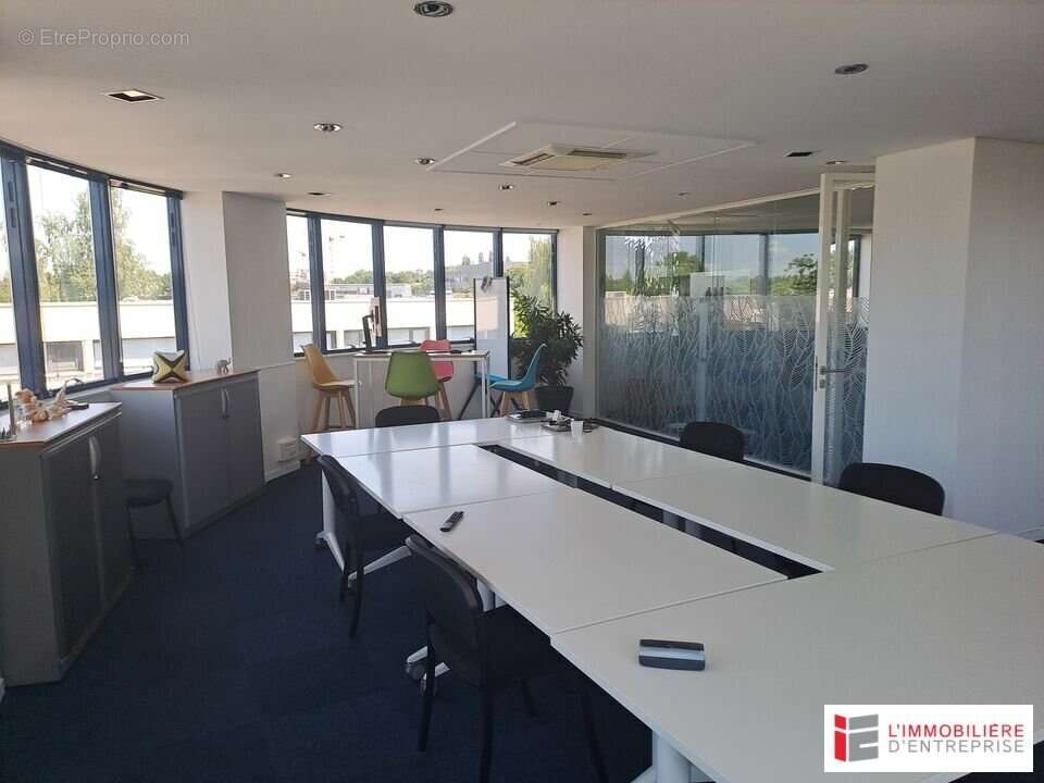 Commerce à CESSON-SEVIGNE