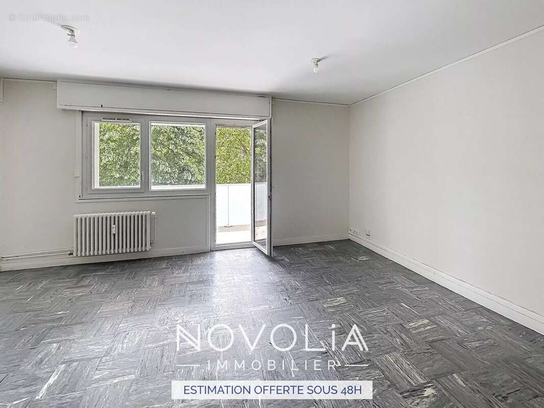 Appartement à LYON-8E