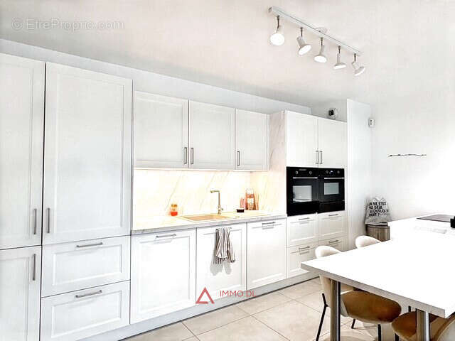 Appartement à MARSEILLE-12E