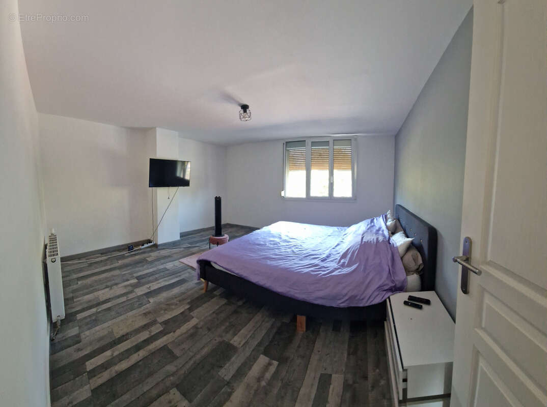 Maison de ville de 106 m2 au calme, 2 chambres, 1 bureau un jardin sur Douai - photo 8