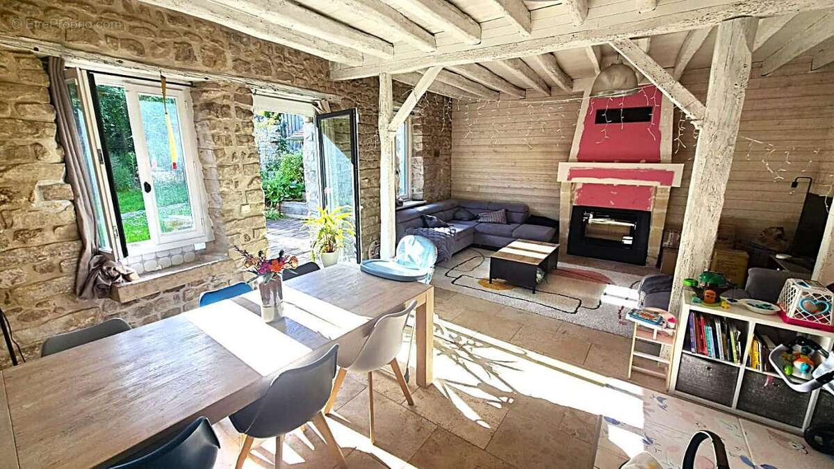 Maison à ETAMPES