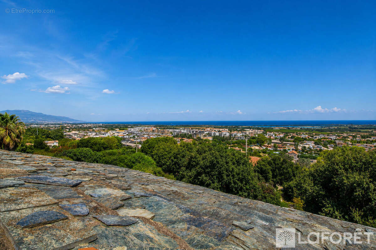 Borgo Propriété de 550 m² à rénover Terrain 3 600 m² - photo 9