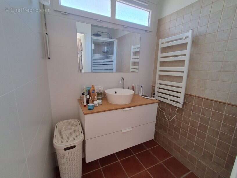 Appartement à FONTENAY-SOUS-BOIS