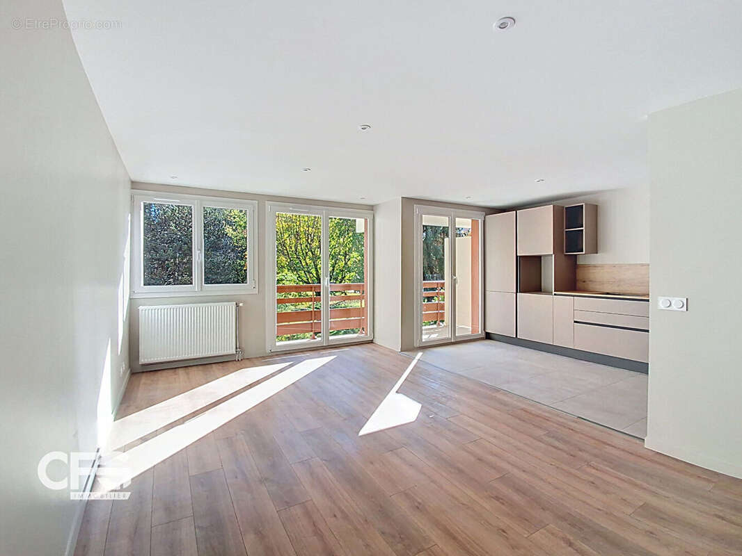 Appartement à LA MOTTE-SERVOLEX