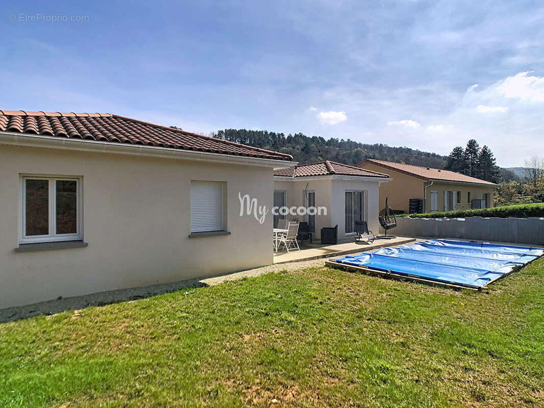 Maison à MEILLONNAS