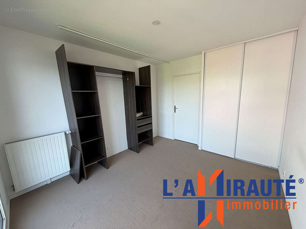 Appartement à SARTROUVILLE