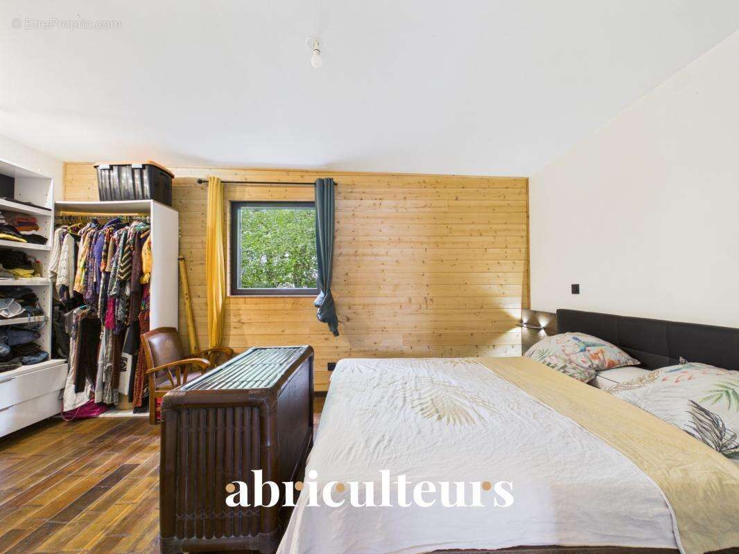 Belle maison contemporaine de 120 m² dans la verdure en vente à Les Touches (44390) - photo 9